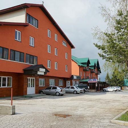 Lovac II Hotel Zabljak  Luaran gambar